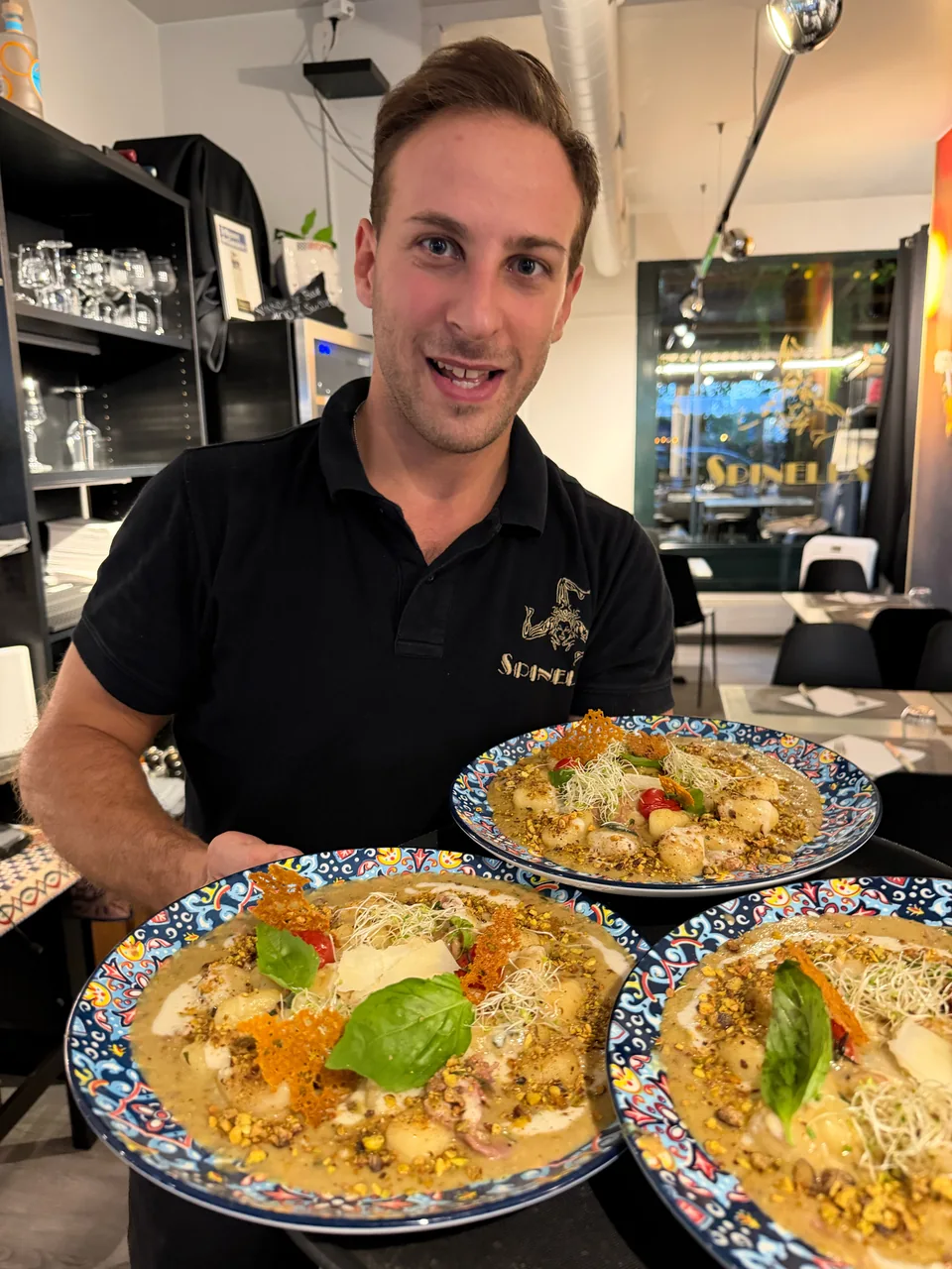 El servicio en el restaurante Spinella
